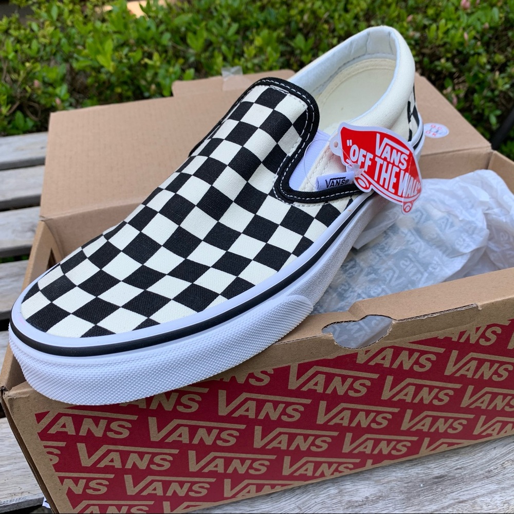 NEW! VANS Classic Slip-On, size US Women’s 9.0